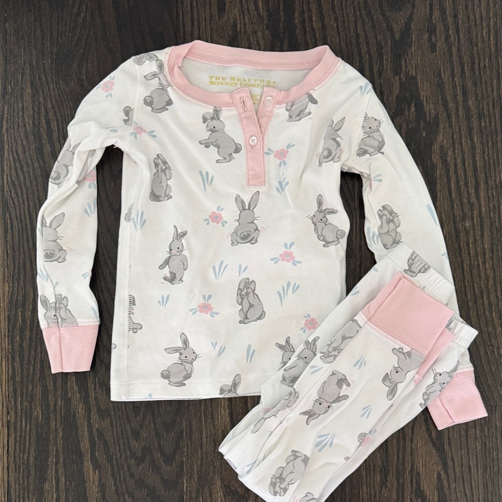 The Beaufort Bonnet Company White Pajama Set with Pink Trim and Gray Bunny Print